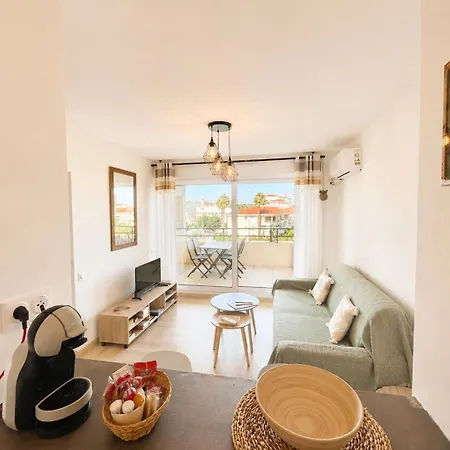 Les Pins Bleus, T2, 4p, Ac, Pk, Et Piscine Apartment