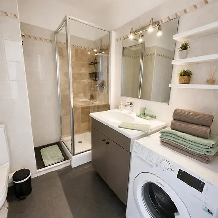 Les Pins Bleus, T2, 4p, Ac, Pk, Et Piscine Apartment Antibes